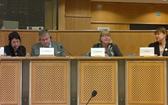 gillian-240px gillian-240px