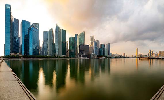 Singapore financial district skyline at Marina bay