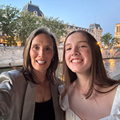 Sandra 170 x 170px and her daughter in Paris
